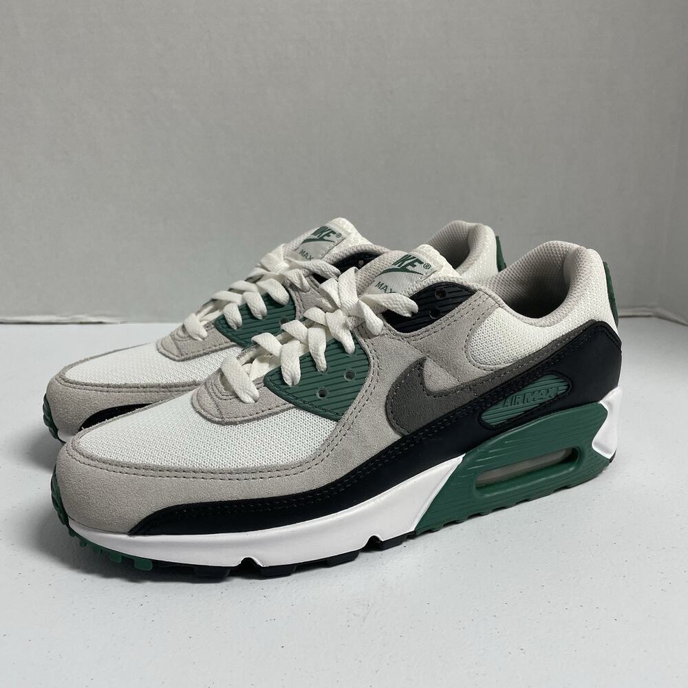Nike Air Max 90 Evergreen Aura DM0029 116 Size 8.5 White Green Suede Mesh Runner